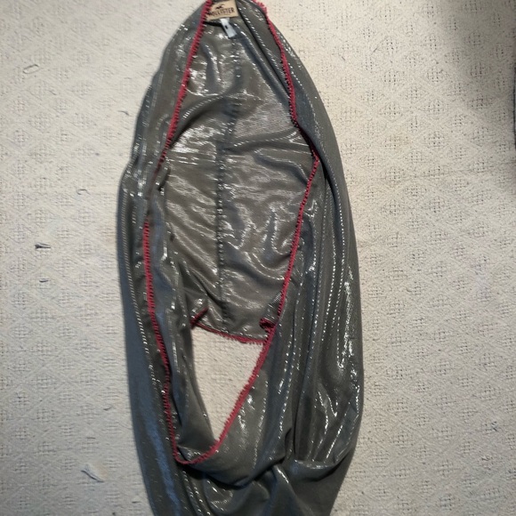 Hollister Infinity Scarf Silver and Pink - Picture 6 of 7